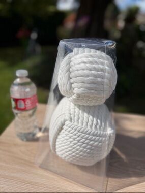 Decor white rope balls